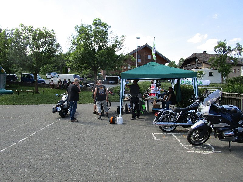 2018.05.26 Probefahrt, Bier, Grill, Freunde, Whisky und... Pflasterarbeiten (175).JPG